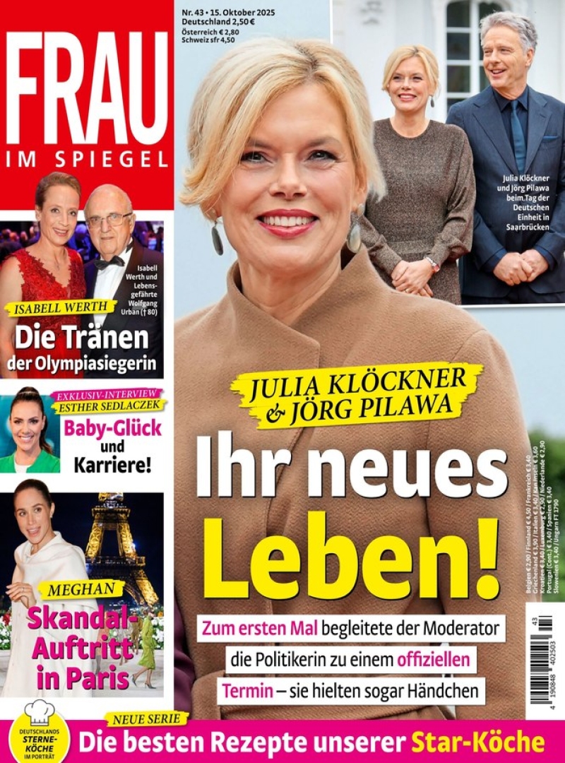 FRAU IM SPIEGEL FRAU IM SPIEGEL
