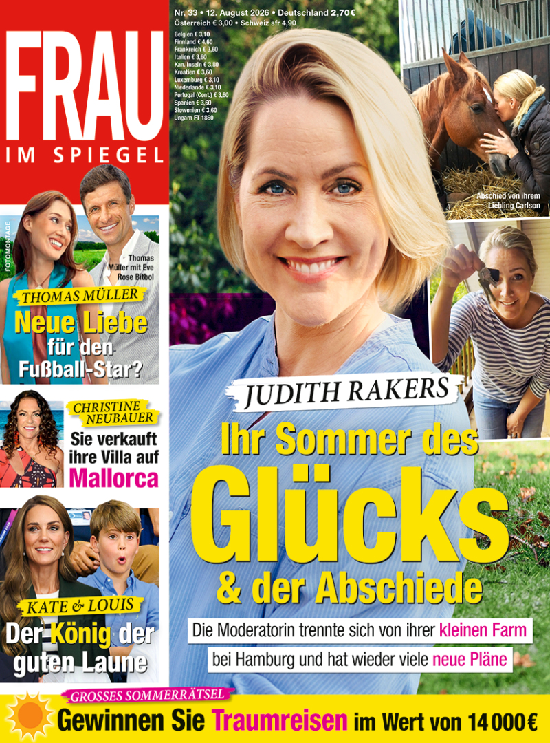 FRAU IM SPIEGEL