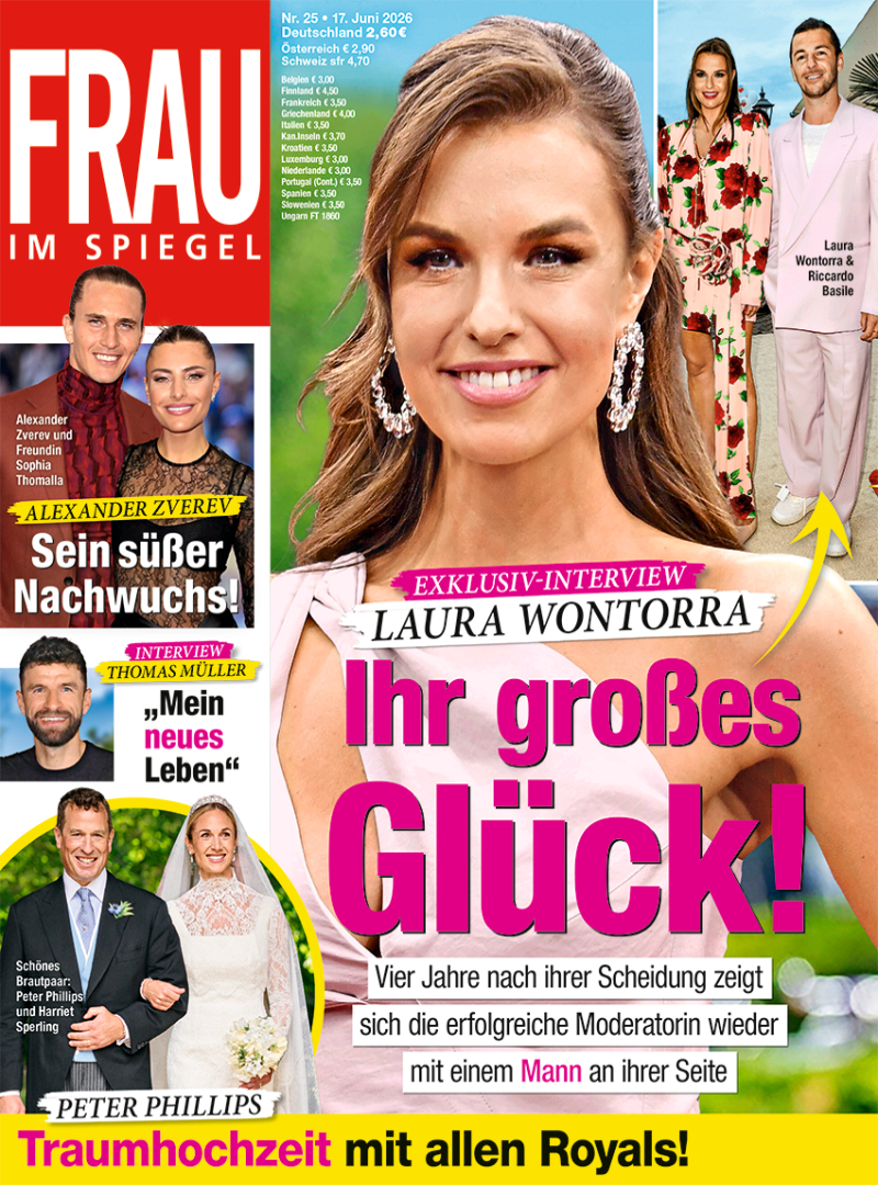 FRAU IM SPIEGEL